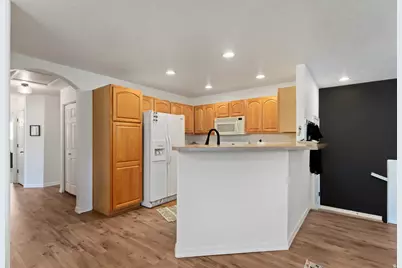 6823 S Savoie Ct, West Jordan, UT 84084 - Photo 7
