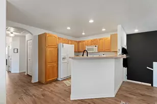 6823 S Savoie Ct, West Jordan, UT 84084 - Photo 7