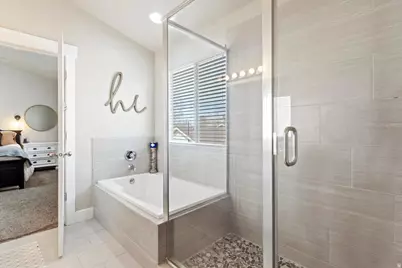 2146 W 5600 S #29, Roy, UT 84067 - Photo 21