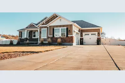 920 N 2060 W, Roosevelt, UT 84066 - Photo 1