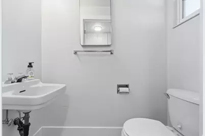 581 W Greenleaf Dr S, Murray, UT 84123 - Photo 13