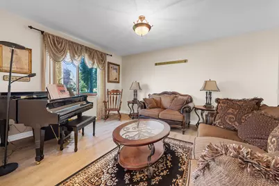 6 N Shady Ln E, Salem, UT 84653 - Photo 3