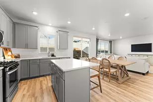 966 W Ruddy Clover Ln N, Saratoga Springs, UT 84045 - Photo 7