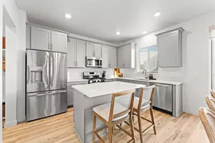 966 W Ruddy Clover Ln N, Saratoga Springs, UT 84045 - Photo 5