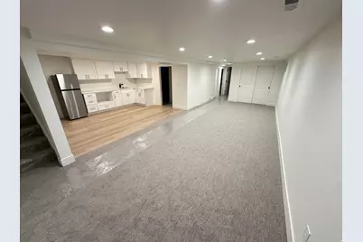 1184 E Valhalla Dr, Clearfield, UT 84015 - Photo 9