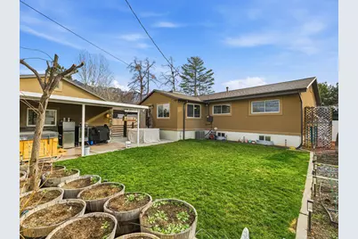 2117 E Rolling Knolls Way, Cottonwood Heights, UT 84121 - Photo 3