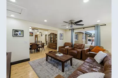 2117 E Rolling Knolls Way, Cottonwood Heights, UT 84121 - Photo 29