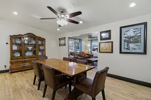 2117 E Rolling Knolls Way, Cottonwood Heights, UT 84121 - Photo 25