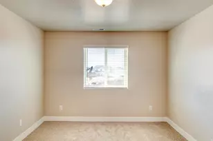 2163 E 200 N, Spanish Fork, UT 84660 - Photo 15