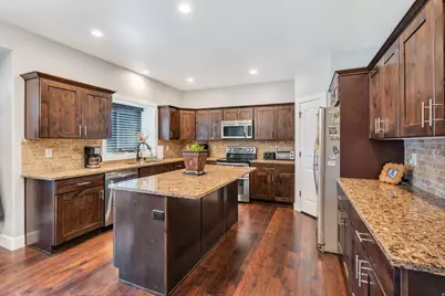 742 N 700 W Cir W, American Fork, UT 84003 - Photo 11