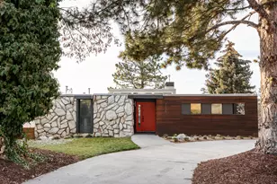 2136 S Elaine Dr E, Bountiful, UT 84010 - Photo 1