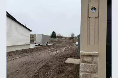 760 E 1250 S, Hyrum, UT 84319 - Photo 9