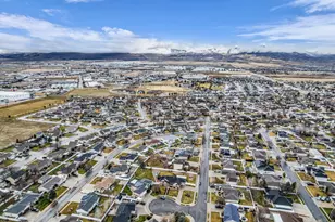 9203 S Holly Lily Ln, West Jordan, UT 84081 - Photo 45