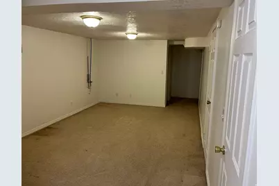 422 W 4800 S, Washington Terrace, UT 84405 - Photo 13