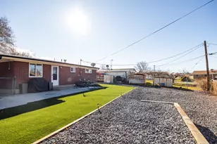 10276 S Marble St, Sandy, UT 84094 - Photo 21