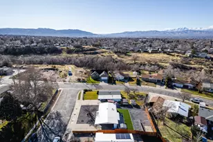 10276 S Marble St, Sandy, UT 84094 - Photo 31