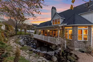 1694 E Apple Orchard Ct S, Draper, UT 84020 - Photo 3