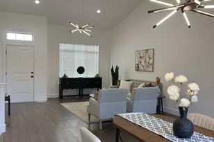 156 W 300 N, Clearfield, UT 84015 - Photo 3