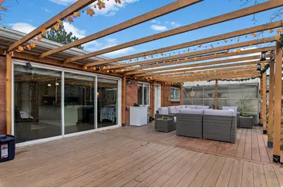 4085 S Olympic Way, Holladay, UT 84124 - Photo 23