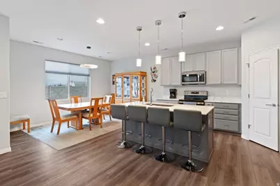 2418 W 3230 S, Syracuse, UT 84075 - Photo 3