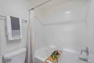 445 W 950 S, Ogden, UT 84404 - Photo 17