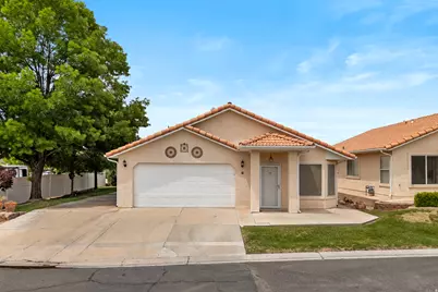 504 E Telegraph St #14, Washington, UT 84780 - Photo 1