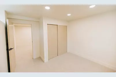 345 E 600 S, Centerville, UT 84014 - Photo 29