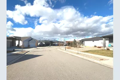 3253 W Oxford Loop, Mountain Green, UT 84050 - Photo 27