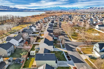 2264 E Loch Lomond Dr, Saratoga Springs, UT 84043 - Photo 37