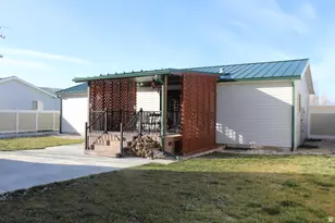 1051 S 900 W, Tooele, UT 84074 - Photo 17