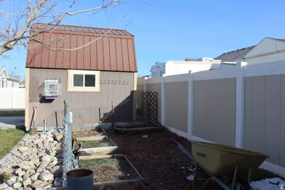 1051 S 900 W, Tooele, UT 84074 - Photo 23