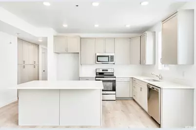 5249 W Reventon Dr S #304, South Jordan, UT 84009 - Photo 3