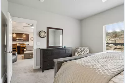 7926 N Bristlecone Rd W, Eagle Mountain, UT 84005 - Photo 15