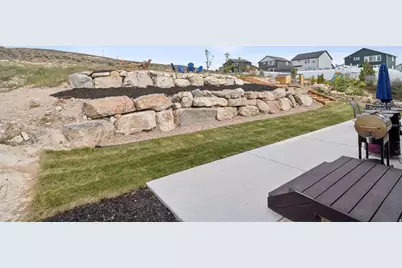 7926 N Bristlecone Rd W, Eagle Mountain, UT 84005 - Photo 41