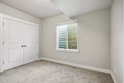 7926 N Bristlecone Rd W, Eagle Mountain, UT 84005 - Photo 37