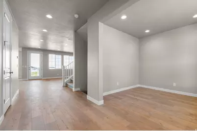 566 W Coyote Ridge Rd, Grantsville, UT 84029 - Photo 7