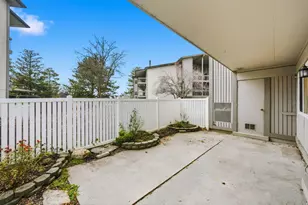 1573 E Waterbury Dr, Murray, UT 84121 - Photo 19