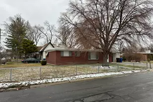 709 E 4255 S, Millcreek, UT 84107 - Photo 3