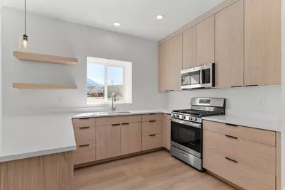 252 E 670 S #2, Payson, UT 84651 - Photo 13