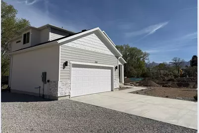 229 E 670 S #7, Payson, UT 84651 - Photo 3