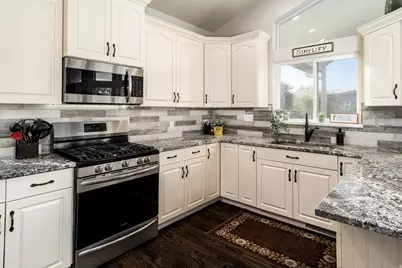 88 W Cascade Ave, Alpine, UT 84004 - Photo 11