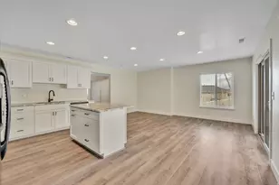 341 E Edgemont Dr S, North Salt Lake, UT 84054 - Photo 19
