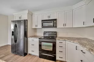 341 E Edgemont Dr S, North Salt Lake, UT 84054 - Photo 21