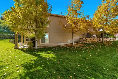 341 E Edgemont Dr S, North Salt Lake, UT 84054 - Photo 33