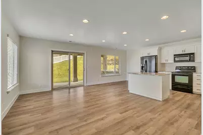 341 E Edgemont Dr S, North Salt Lake, UT 84054 - Photo 11