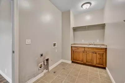 341 E Edgemont Dr S, North Salt Lake, UT 84054 - Photo 29