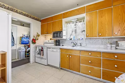 4548 S Box Elder St, Murray, UT 84107 - Photo 9