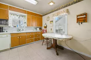 4548 S Box Elder St, Murray, UT 84107 - Photo 11