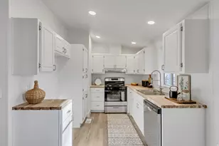 4302 Palmer Rd, Erda, UT 84074 - Photo 5