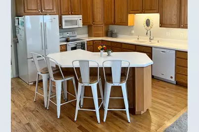 565 W 40 N, Orem, UT 84057 - Photo 3